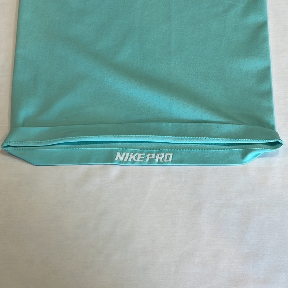 NIKE Pro Dri Fit Seamless Racerback - Picture 9 of 14
